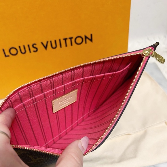 Authentic Louis Vuitton Limited Edition Ramages Neverfull MM Pochette / Clutch - Picture 5 of 11